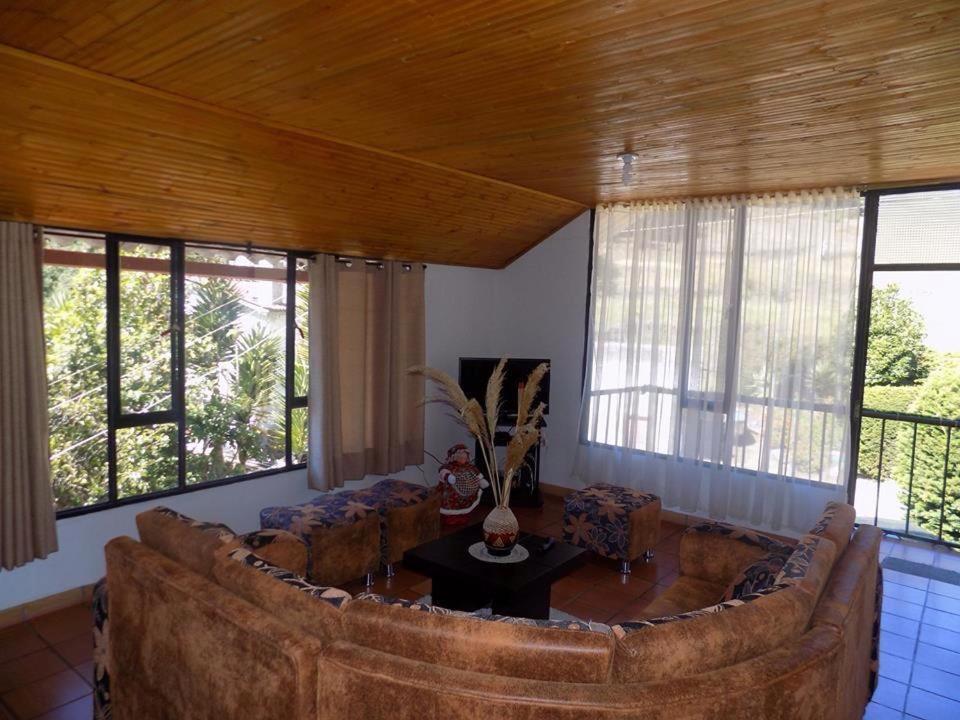 Cabanas Refugio Del Cerro Aquitania Exterior foto